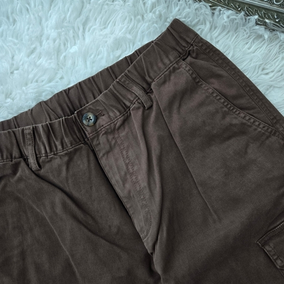Bearbottom Stretch Cargo Pant. Color — Cocoa. Size Medium inseam 30". New.Our - Picture 4 of 9